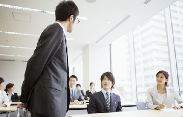 关于关于提升国有企业员工培训质量的的开题报告范文