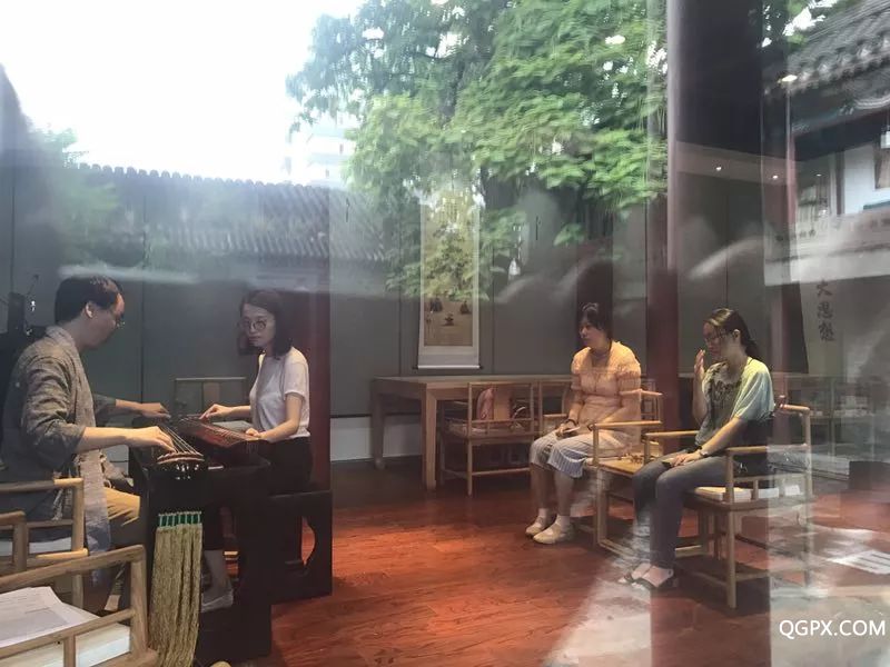 鲍臣礼四合院上课.jpeg